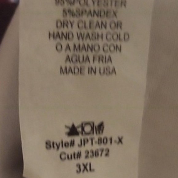 Geometric Patterned Women's Blouse - Picture 7 of 7